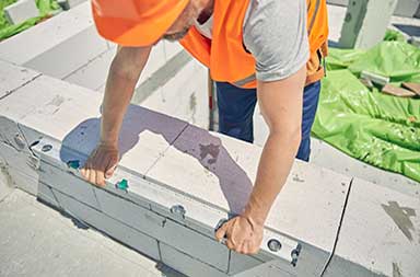 reformas integrales en Corbera - Baix Llobregat - albañil trabajo