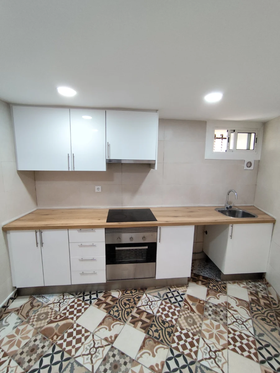 Obra Rehabilitación De Casa En Sant Boi Cocina Después De Reformar Baix Llobregat 2. Rehabilitación integral de viviendas