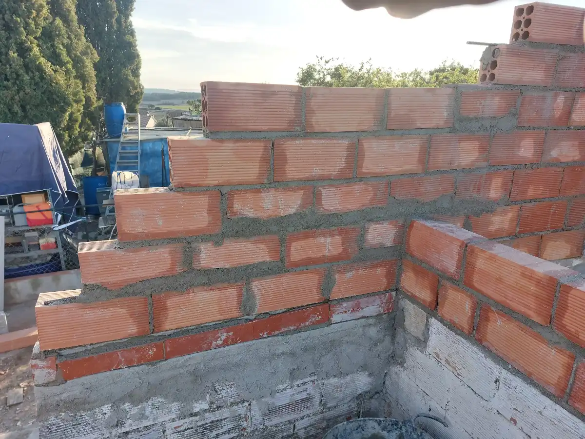 Exterior De Casa En Piera Rehabilitación De Muro