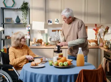 Cocina Adaptada Para Permitir Acceso Y Uso De Personas Mayores O Con Movilidad Reducida